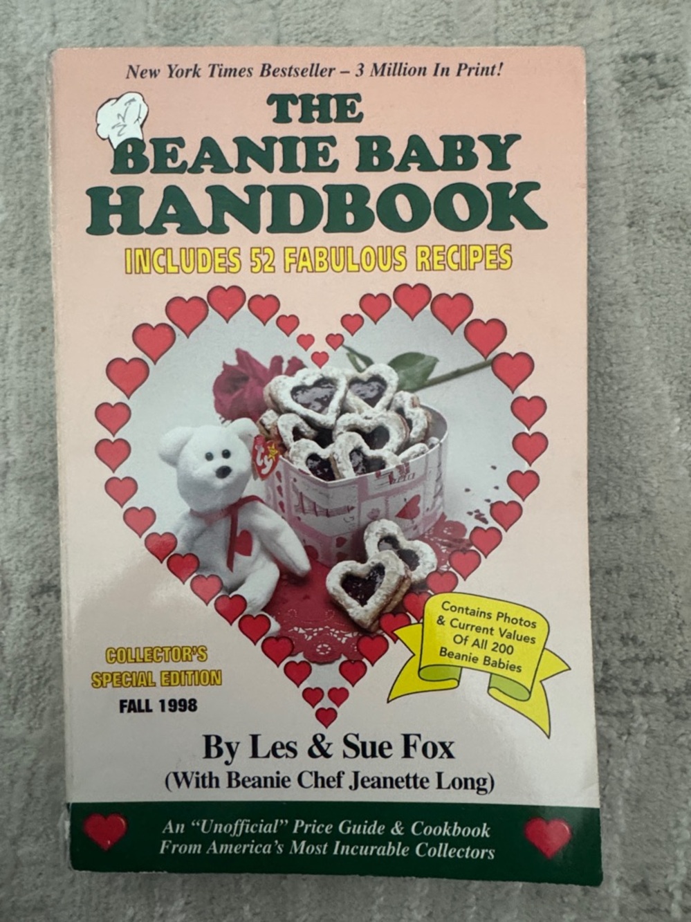 The Beanie Baby Handbook - Includes 52 Fabulous Recipes By Les & Sue Fox